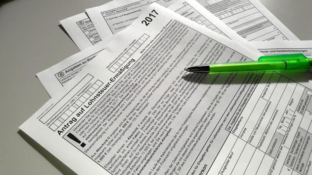 ゲーミングチェアの勘定科目はどれを選ぶべきか？副業の確定申告に役立つ情報！